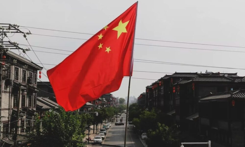 China Launches Public Blockchain Platform Despite Unfriendly Crypto Stance