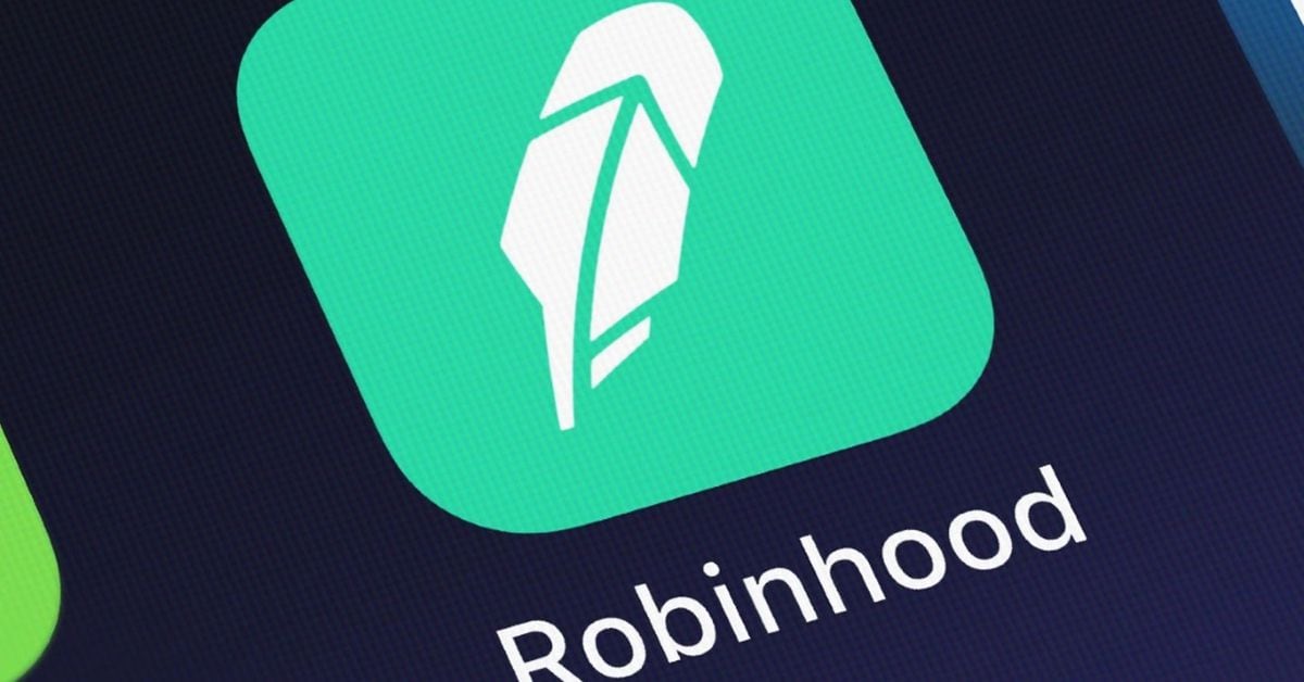 Robinhood's (HOOD) Q1 Crypto Trading Volume Rises as SEC Action Looms