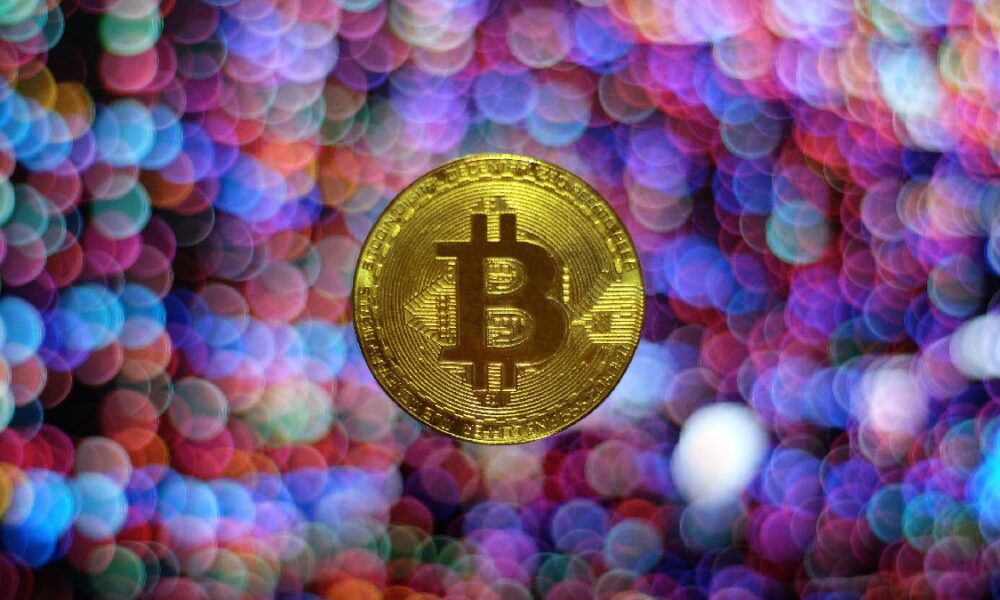 Bitcoin Trades Over $65,000 for First Time Since 2021, Volatility Causes Losses for Most Altcoins